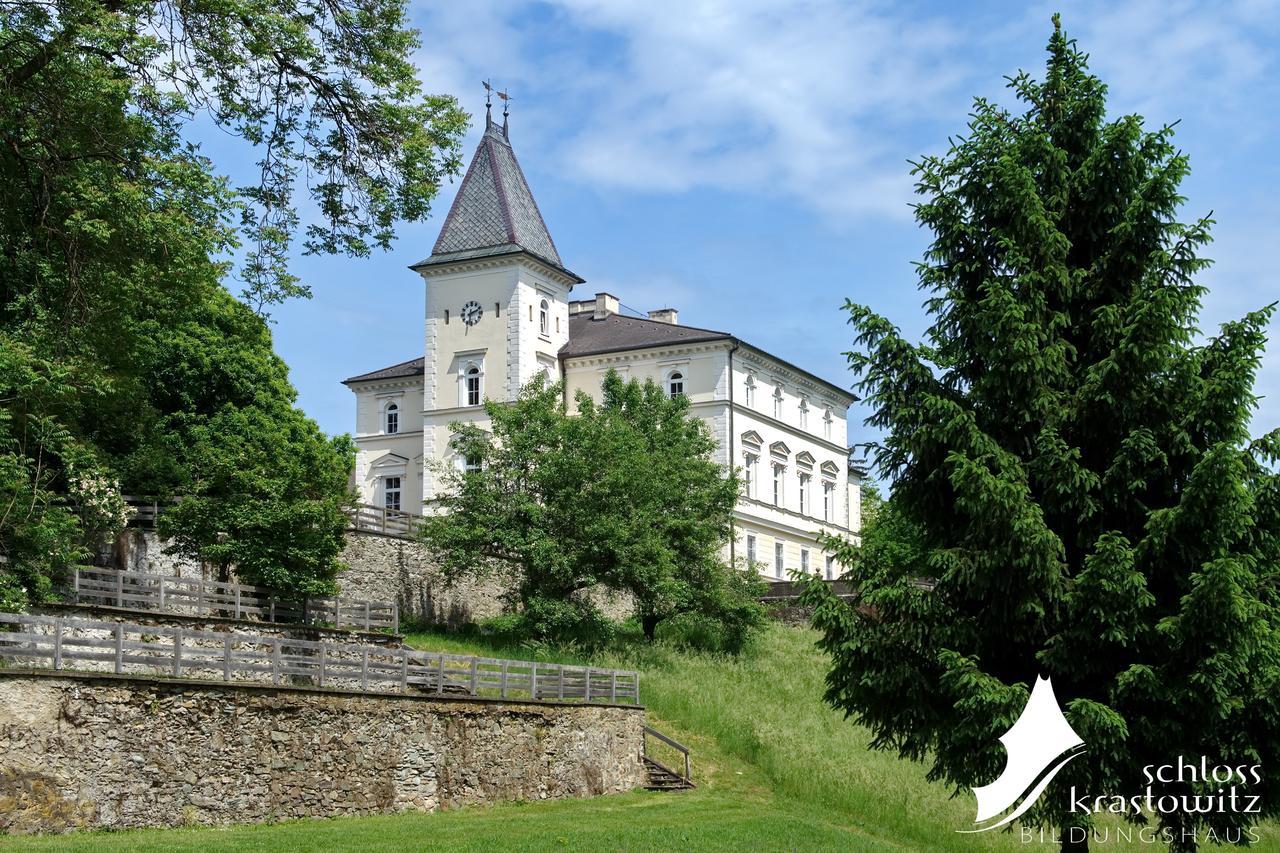 Bildungshaus Schloss Krastowitz Klagenfurt am Woerthersee Exterior foto