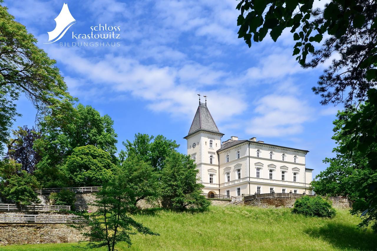 Bildungshaus Schloss Krastowitz Klagenfurt am Woerthersee Exterior foto